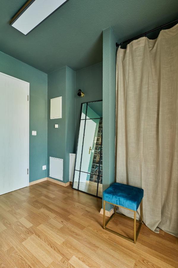 Spaciousliving Design Apartment - Central - Box Spring Bed - Exhibition 德累斯顿 外观 照片